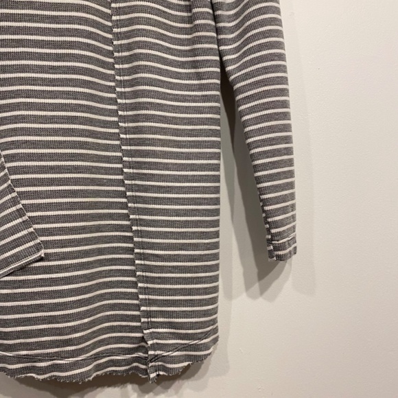 Soft Surroundings Grey and White Striped Roll Neck Long Sleeve Oversized Top XS - Picture 3 of 4